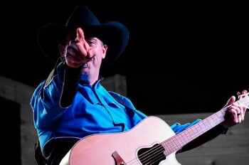 No Fences: Garth Brooks Tribute